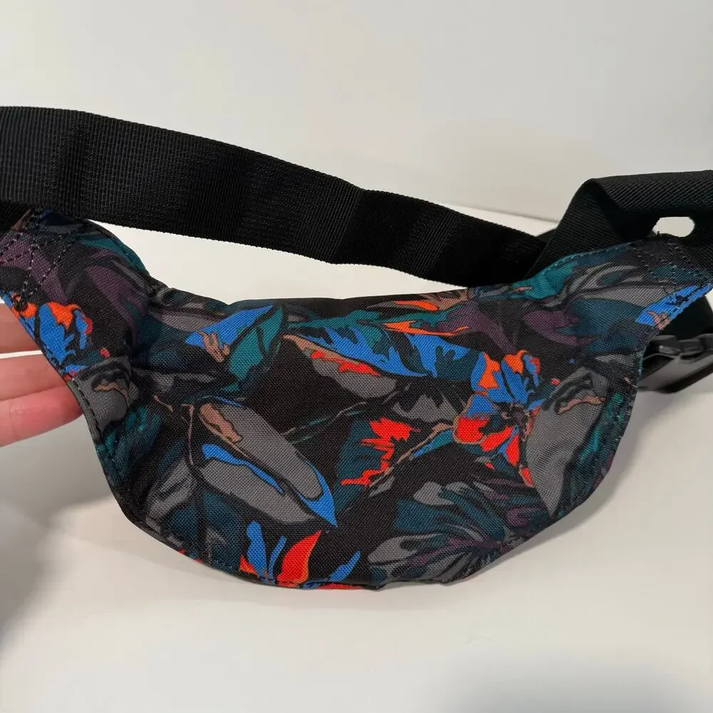 Dakine Women's Classic Hip Pack‎ Floral Recycled Adjustable